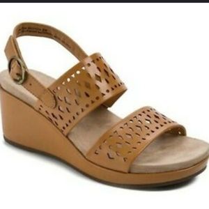 Wear.Ever. Aston Women's Sandals Nude size 8.5